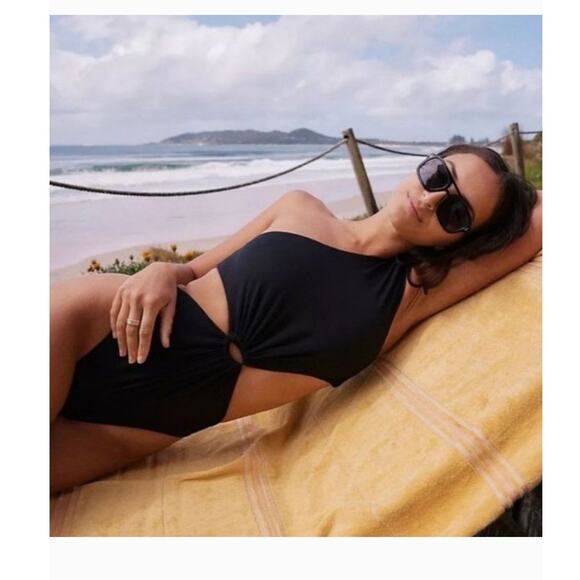 New Free People x Agua Bendita Bloom One-Piece Swimsuit $180 X-LARGE Black - Picture 3 of 8